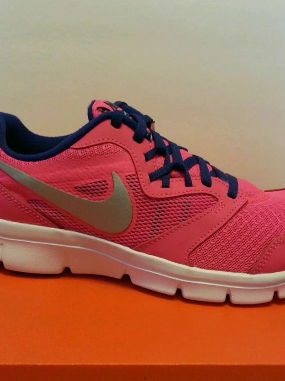 Nike Pink & Navy Athletic Sneakers Flex Run 3